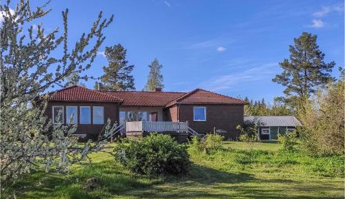 Four-Bedroom Holiday Home