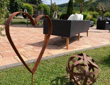 Apartment with Garden View