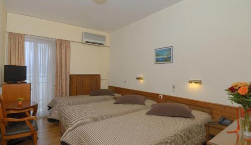 Double Room with Extra Bed (3 Adults)