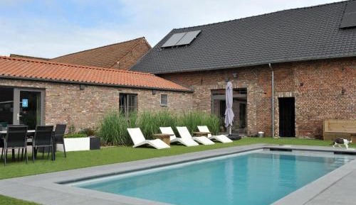 One-Bedroom Holiday Home