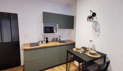 One-Bedroom Apartment