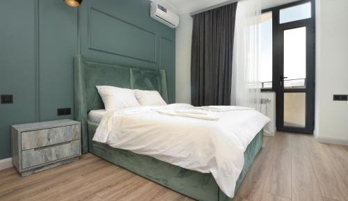 Two-Bedroom Apartment with Balcony