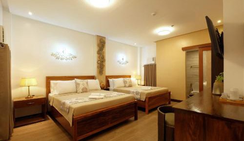 Deluxe Family Room