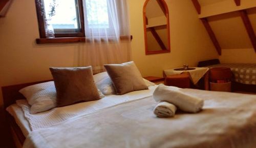 Triple Room with Private External Bathroom