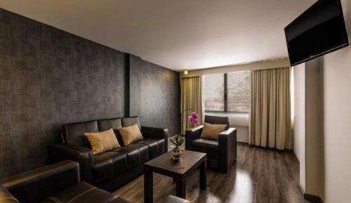 Suite (4 Adults)