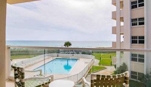Two-Bedroom Apartment with Ocean View