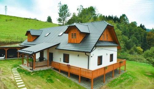 Six-Bedroom House