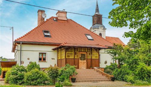 Five-Bedroom Holiday Home