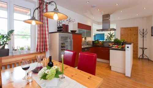 Deluxe Suite with Balcony