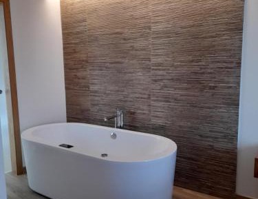 Double Room with Spa Bath