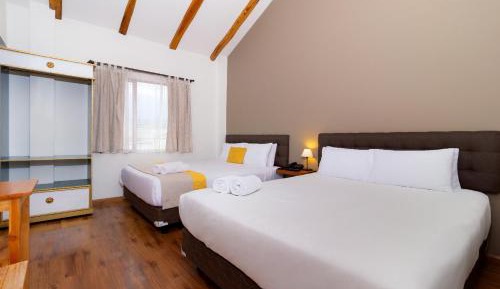 Quadruple Room with Terrace