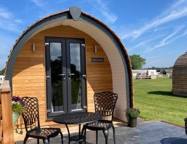 Suite with Mountain View