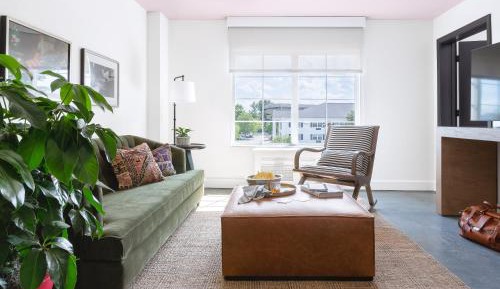 King Corner One Bedroom Suite 