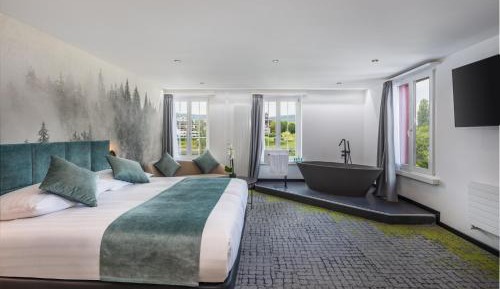 Suite with River View