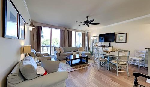 Two-Bedroom Apartment with Ocean View