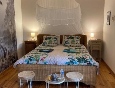 Queen Room with Garden View