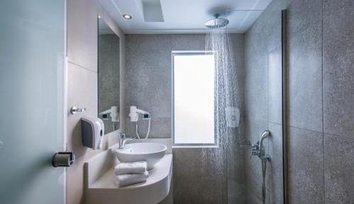 Suite with Outdoor Whirpool (5 persons)