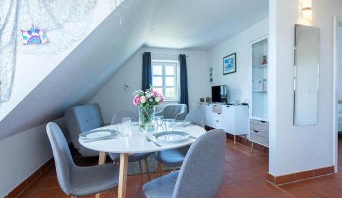 Apartment - Split Level
