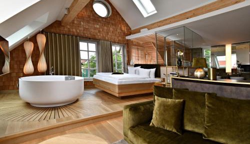 Suite with Sauna