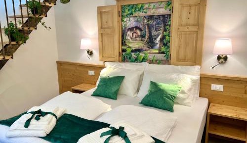 Family Room with Mountain View