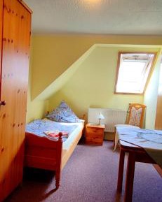 Economy Twin Room