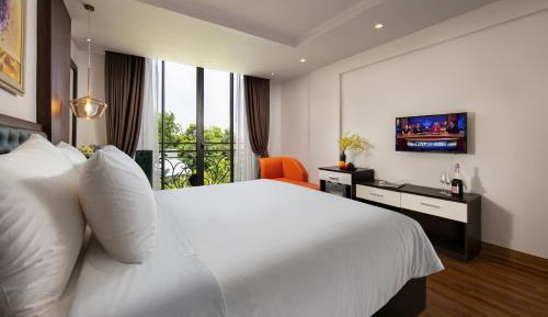 Suite with Balcony