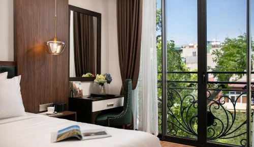 Junior Suite with City View