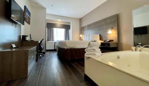 King Room with Spa Bath