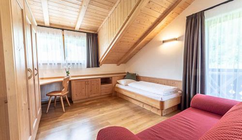 Penthouse Apartment with Balcony