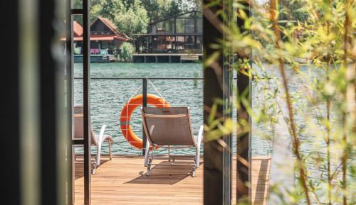 Bungalow with Sea View