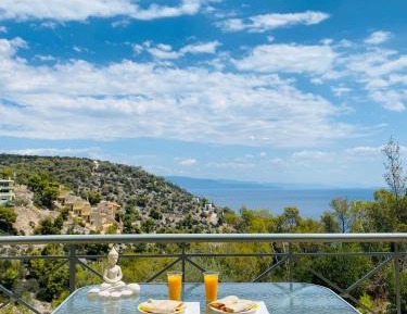 Three-Bedroom Townhouse