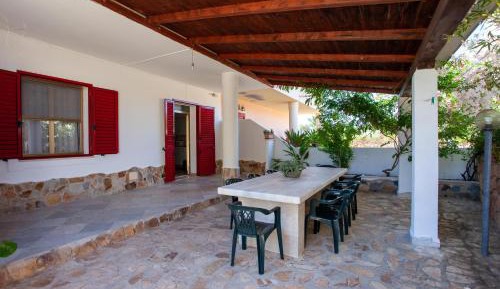 Three-Bedroom Superior Apartment