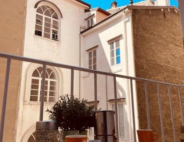 Apartment with Balcony