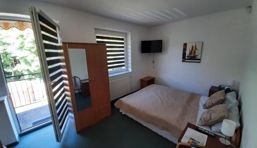 Triple Room with Private External Bathroom