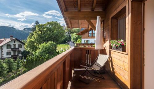 Superior One-Bedroom Apartment with Balcony