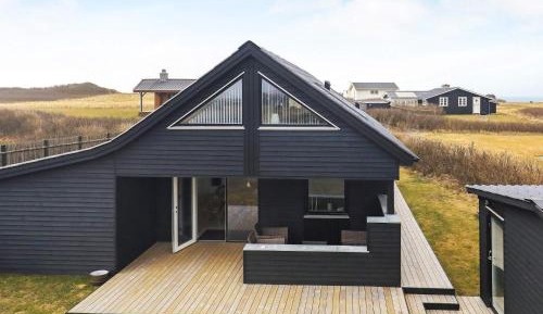 Four-Bedroom Holiday Home