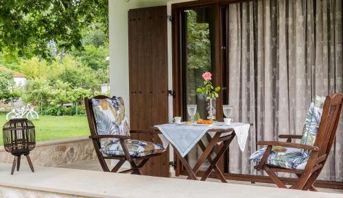 One-Bedroom Villa