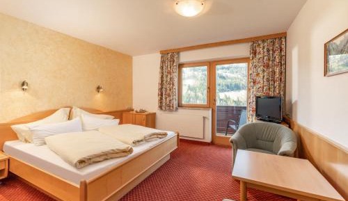 Large Double Room