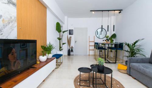 Deluxe Apartment