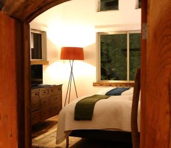 HANZ OUTDOOR RESIDENCE