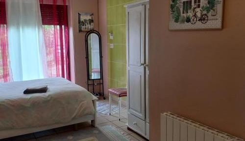 Large Double Room