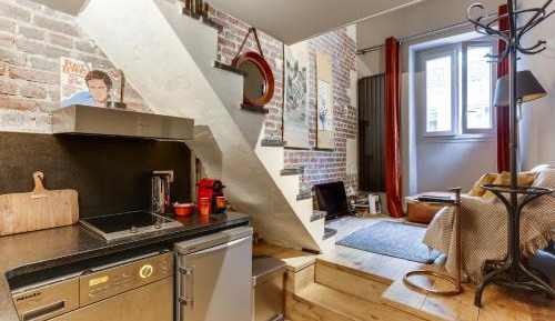 Deluxe Apartment