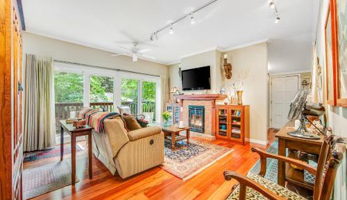 Two Bedroom Holiday Home