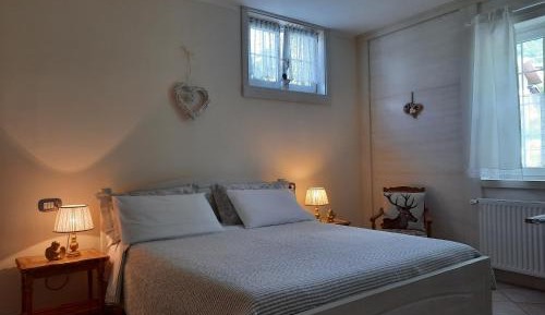 Double Room with Private External Bathroom
