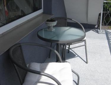 Comfort One-Bedroom Apartment with Balcony