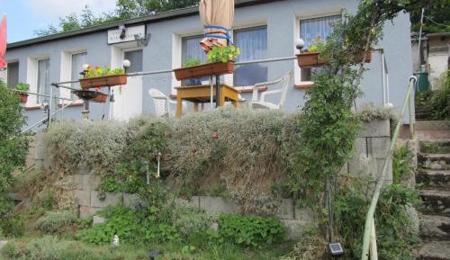 One-Bedroom Bungalow