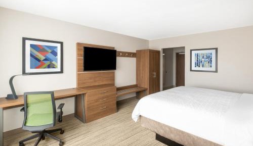 Standard King Room with Walk-In Shower