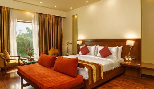Exclusive Club room-15% off on Spa & 15% off on F&B