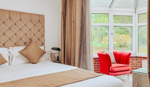 Suite with Garden View