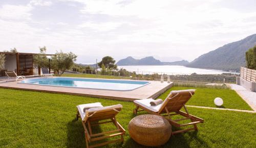 Three-Bedroom Villa with Private Pool - Armonia 